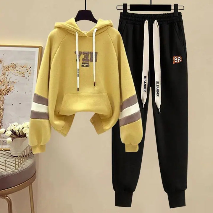 Sports Set for Women in Spring and Autumn New Korean Version Color Blocking Hooded Top Casual Pants Age Reducing Two-piece Set